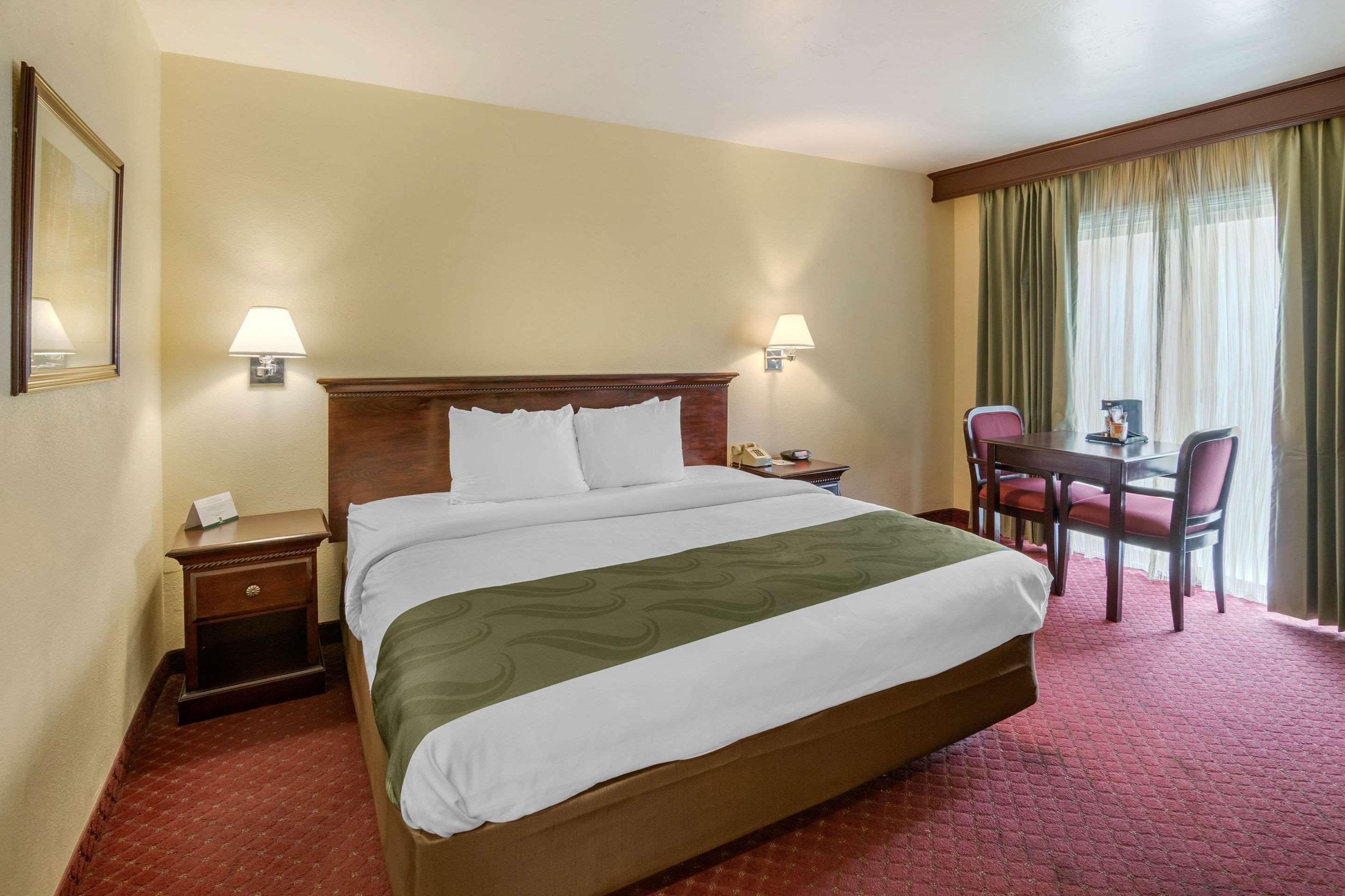Quality Inn & Suites El Cajon San Diego East Exteriör bild