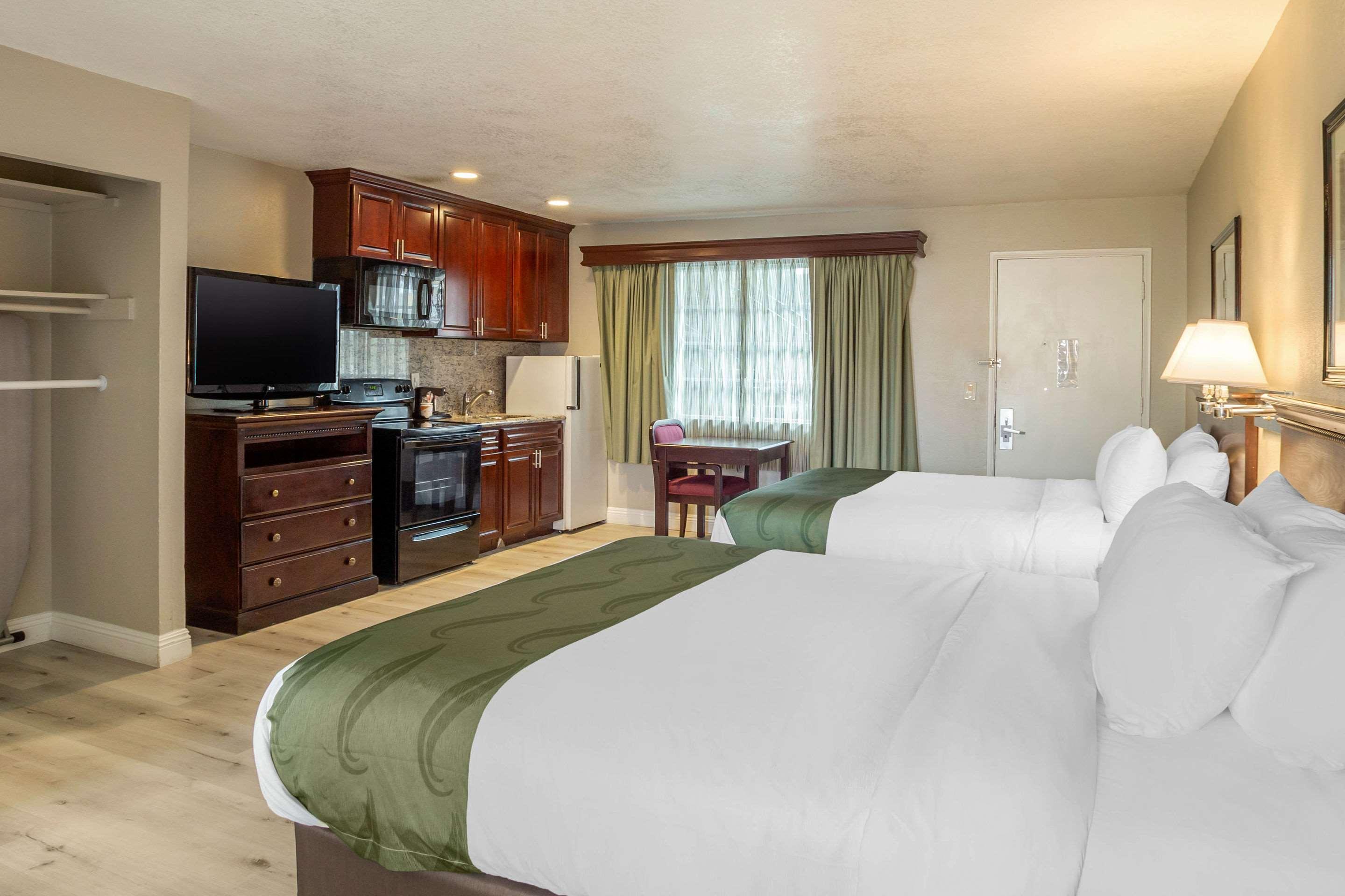 Quality Inn & Suites El Cajon San Diego East Exteriör bild